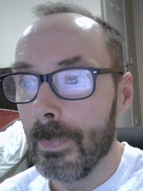 English men looking for love