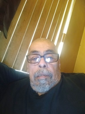 <span>Christopher, 62</span> <span style='width: 25px; height: 16px; float: right; background-image: url(/bitmaps/flags_small/US.PNG)'> </span><br><span>Monterey Pa, アメリカ合衆</span> <input type='button' class='joinbtn' style='float: right' value='JOIN NOW' />