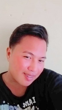<span>Rainjie, 24</span> <span style='width: 25px; height: 16px; float: right; background-image: url(/bitmaps/flags_small/PH.PNG)'> </span><br><span>Mandaluyong, フィリピン</span> <input type='button' class='joinbtn' style='float: right' value='JOIN NOW' />