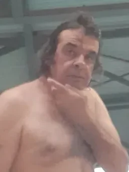 French men looking for love